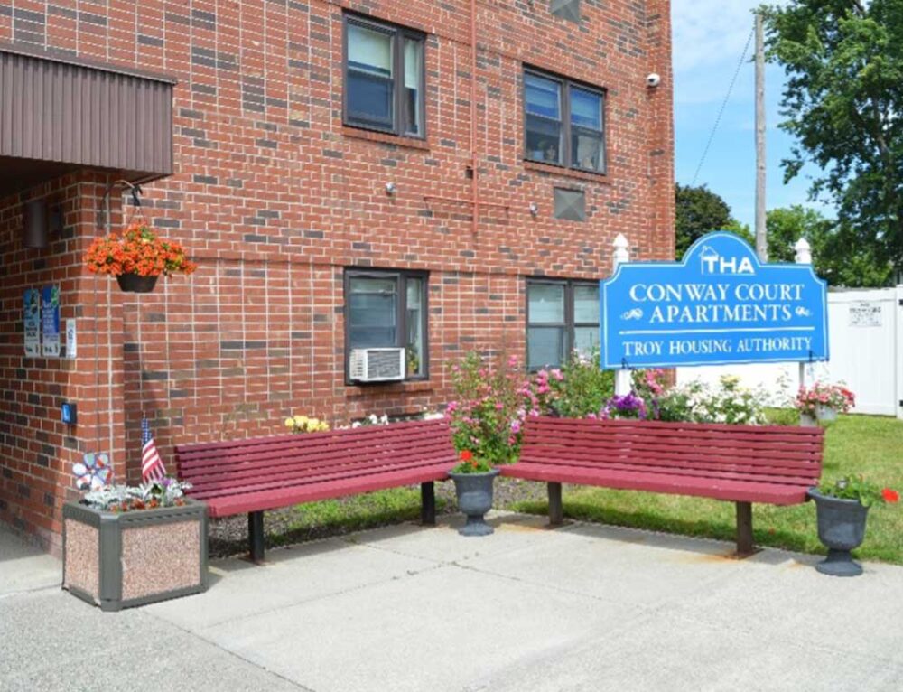 TROY HOUSING AUTHORITY ACCEPTING APPLICATIONS Troy Housing Authority